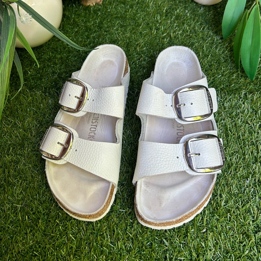 BIRKENSTOCK Arizona Big Buckle white Leather size 41 US 10-10.5 gently used - Picture 9 of 15